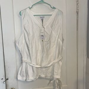 Liz Claiborne White Button-Down Sleeveless Top